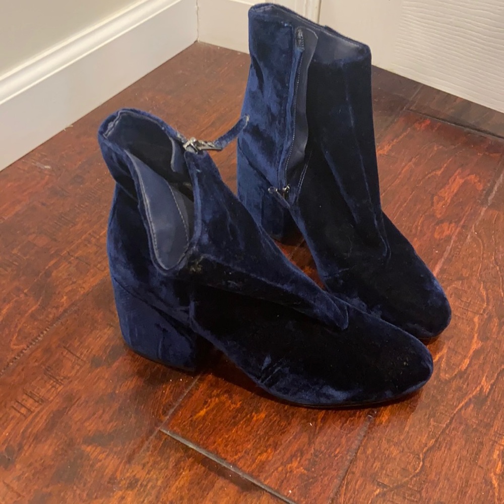Navy velvet booties